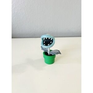 Jakks Pacific World of Nintendo Super Mario Bros 2.5"‎ Bone Piranha Plant Figure